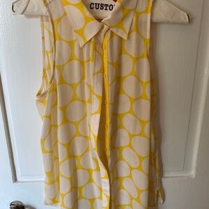 Yellow sleeveless silk blouse Michael Stars -size M